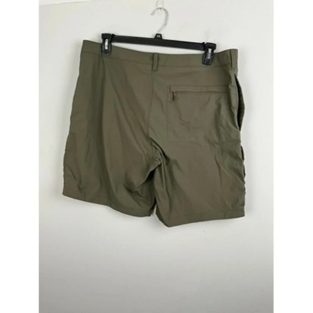 The North Face Mens khaki cargo shorts outdoor‎ hiking casual summer size 38